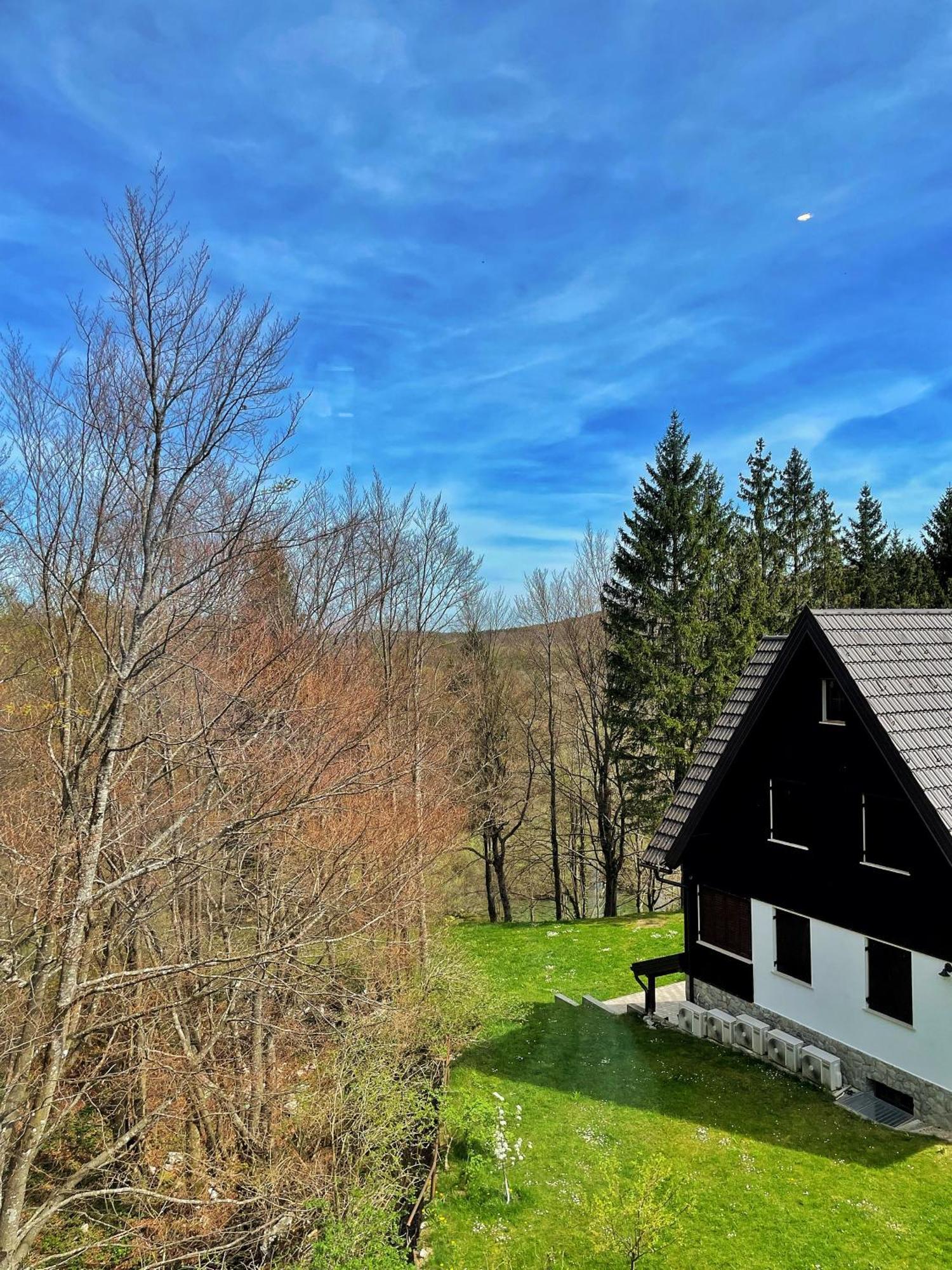 Guest House Ivica I Marica In Heart Of The National Park Plitvicka Jezera بليتفيكا سيلو المظهر الخارجي الصورة